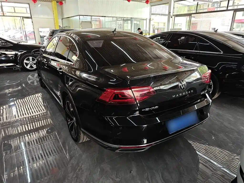 Magotan 2020 330TSI DSG luxury model купить на сайте DeffCars
