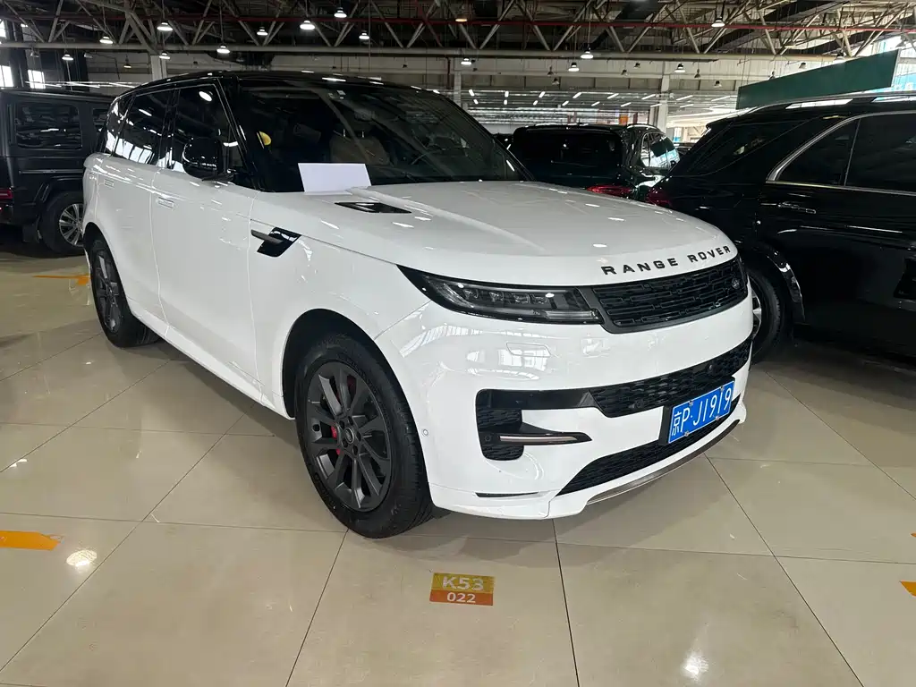 Range Rover Sport 2024 400PS Dynamic SE купить на сайте DeffCars