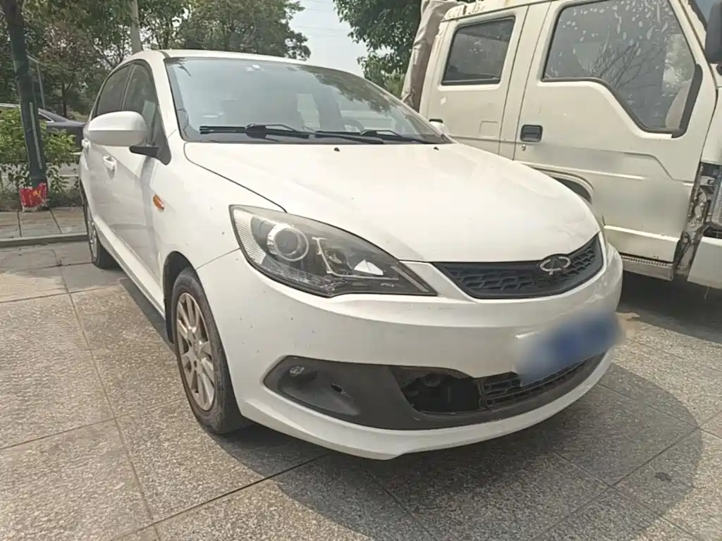 Fengyun 2 2013 hatchback 1.5L manual sharp version купить на сайте DeffCars