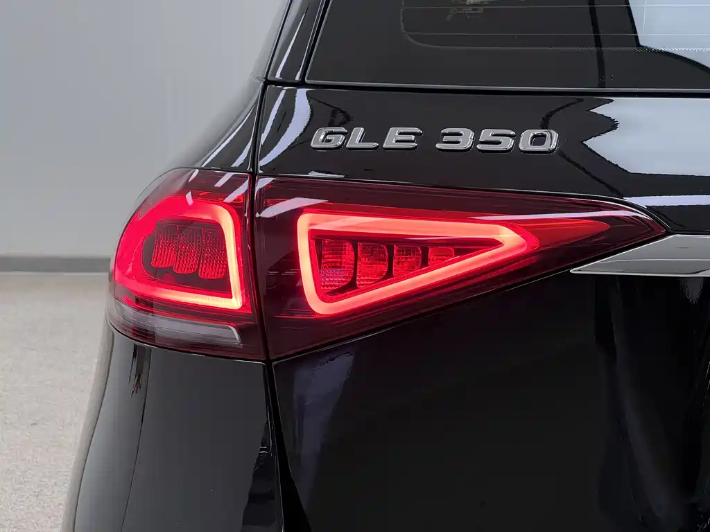 Mercedes-Benz GLE 2022 GLE 350 4MATIC Fashion Model купить на сайте DeffCars
