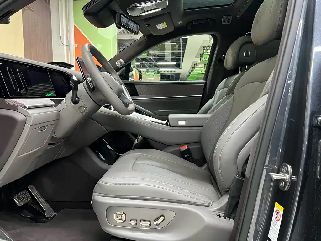 Denza N9 2025 flagship model купить на сайте DeffCars