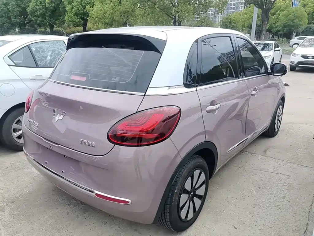 Wuling Bingo 2023 model 333km Lingxi Internet+ model купить на сайте DeffCars