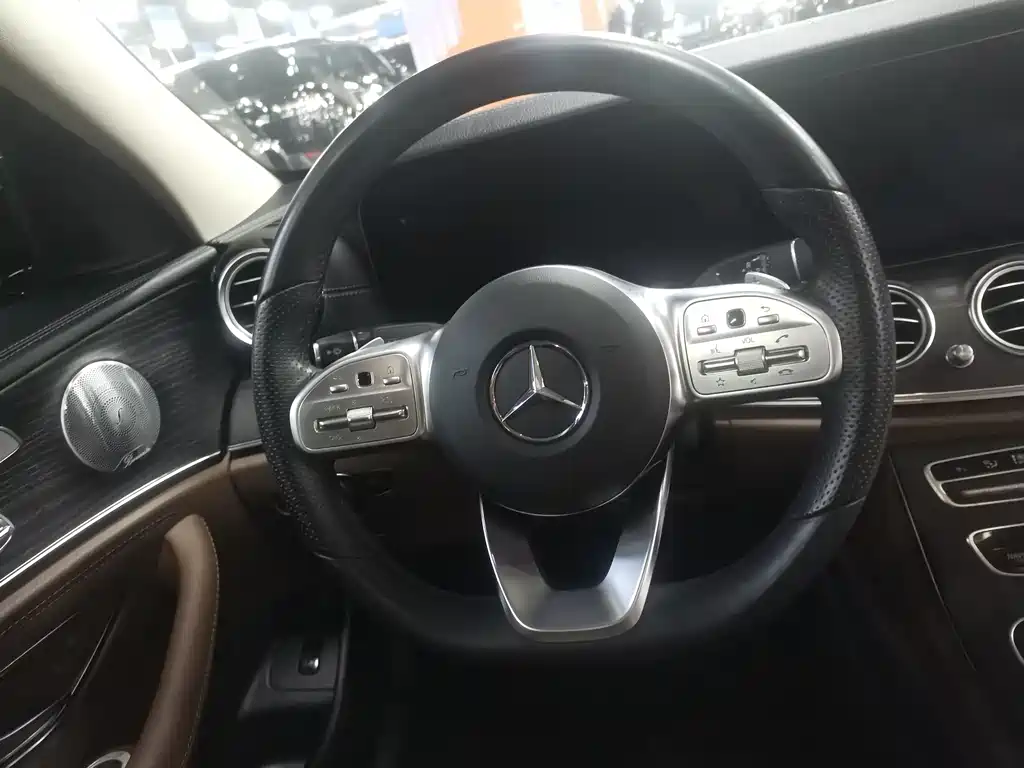 Mercedes-Benz E-Class 2019 E 300 L Sports Luxury купить на сайте DeffCars