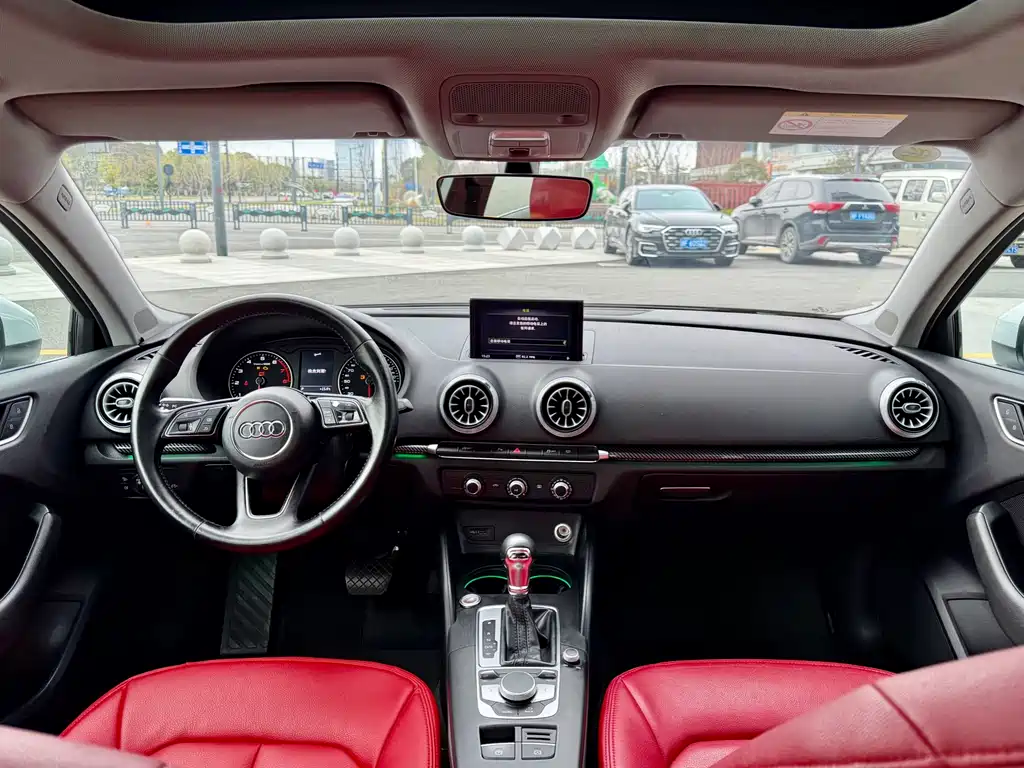Audi A3 2019 Limousine 35 TFSI Fashion Type National VI купить на сайте DeffCars