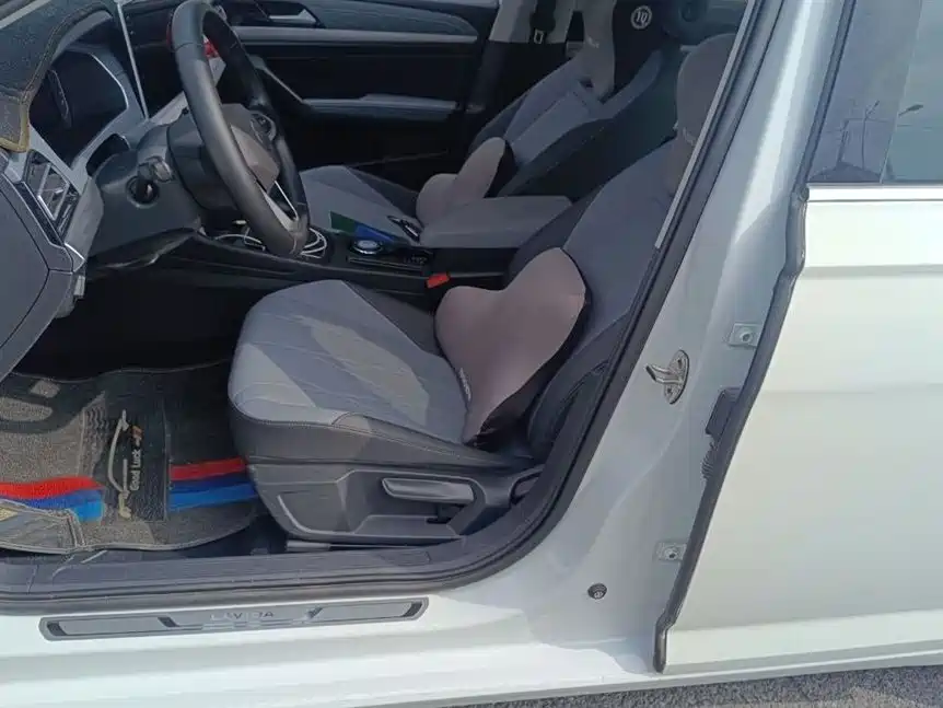 Lavida 2023 1.5L automatic 5 million version купить на сайте DeffCars