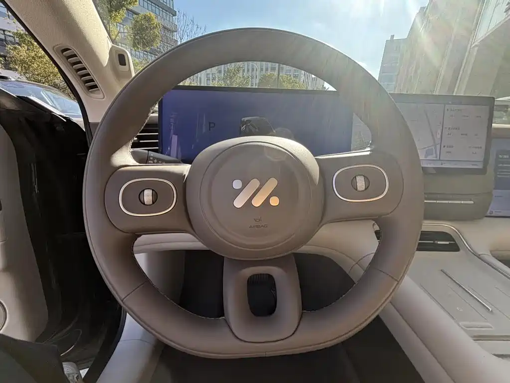 Zhiji LS6 2026 extended range 66 Max+ купить на сайте DeffCars