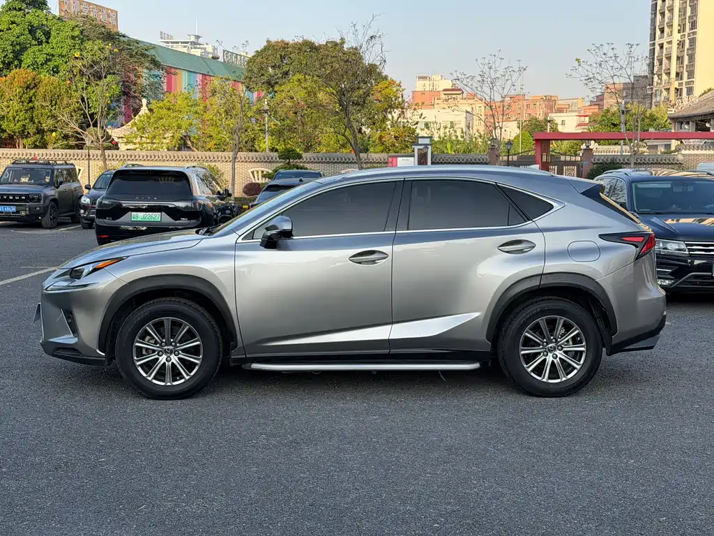 Lexus NX 2018 300 front-wheel drive version купить на сайте DeffCars