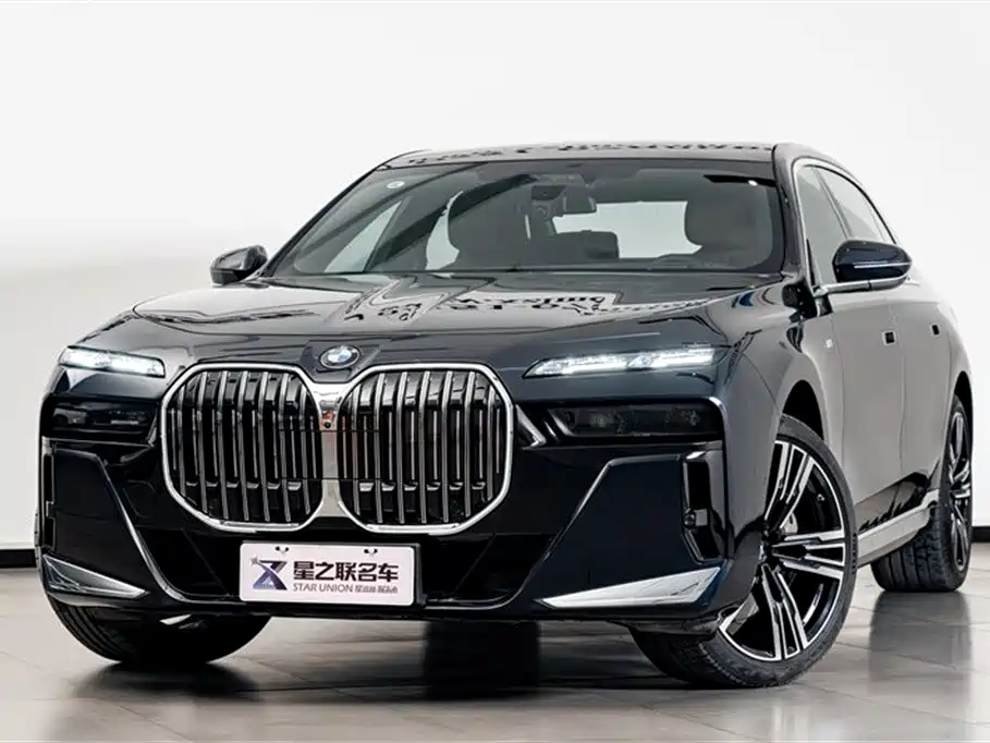 BMW 7 Series 2023 740Li Exclusive M Sports Package купить на сайте DeffCars