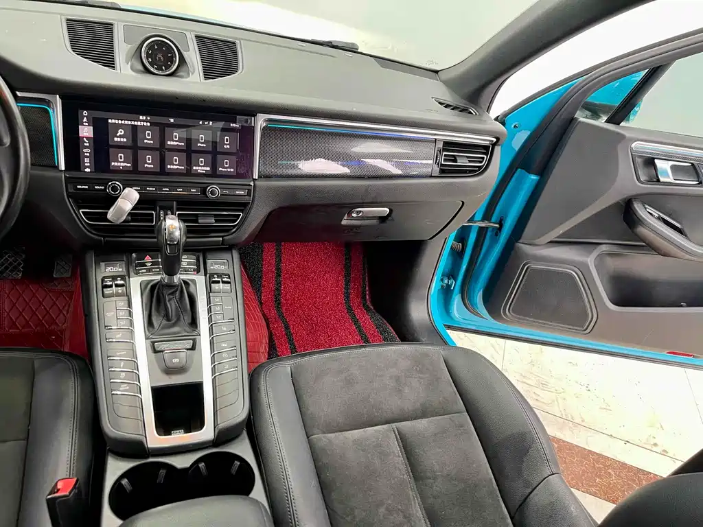 Macan 2018 Macan 2.0T купить на сайте DeffCars