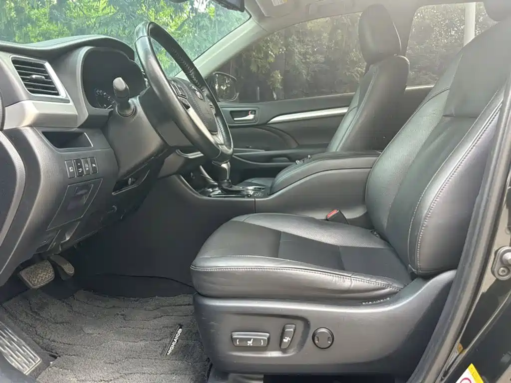 Highlander 2018 2.0T four-wheel drive luxury version, 7 seats, National VI купить на сайте DeffCars