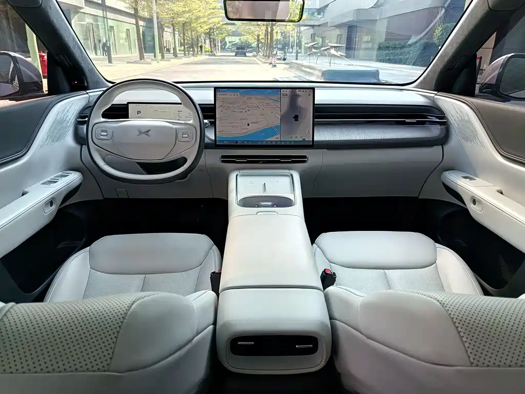 Xpeng G6 2025 model 625 long battery life Max flagship version купить на сайте DeffCars