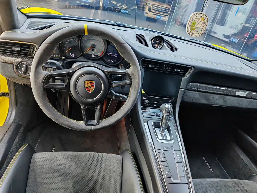 Porsche 911 2018 GT3 RS 4.0L купить на сайте DeffCars