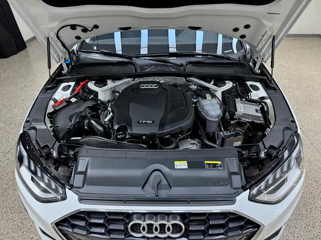 Audi A4L 2020 40 TFSI Fashionable and Dynamic купить на сайте DeffCars