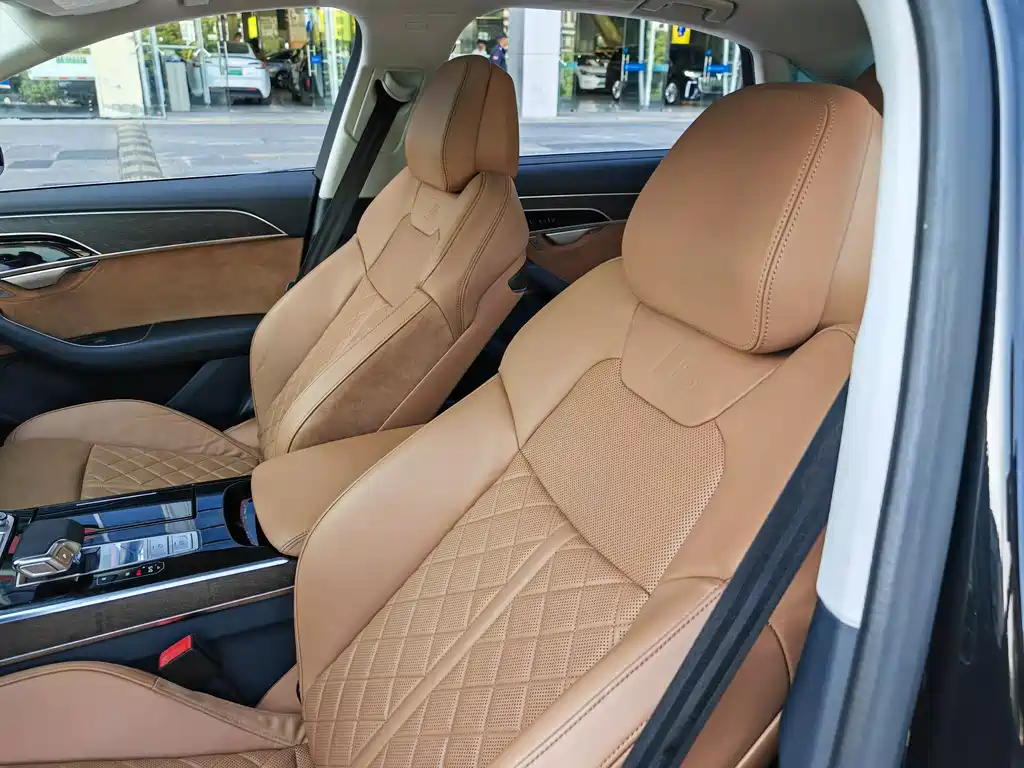 Audi A8 2021 A8L 50 TFSI quattro comfort type купить на сайте DeffCars