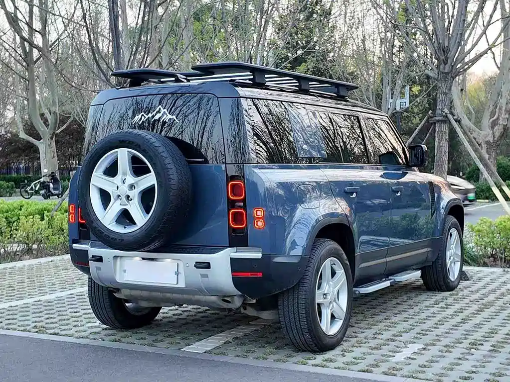 Land Rover Defender 2021 110 P400 SE купить на сайте DeffCars
