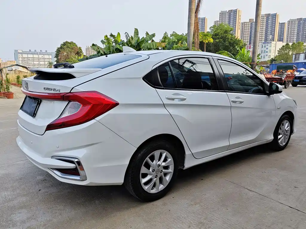 JINGRUI 2017 1.5L CVT Classic Edition купить на сайте DeffCars
