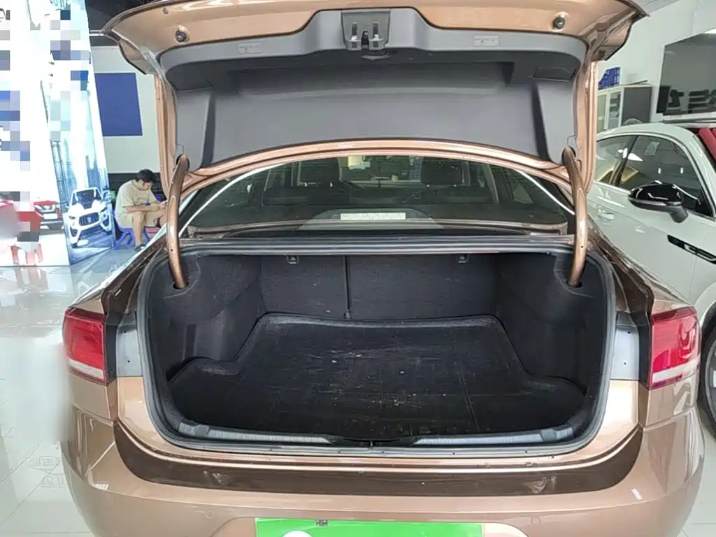 Lingdu 2017 280TSI DSG Comfort Edition купить на сайте DeffCars