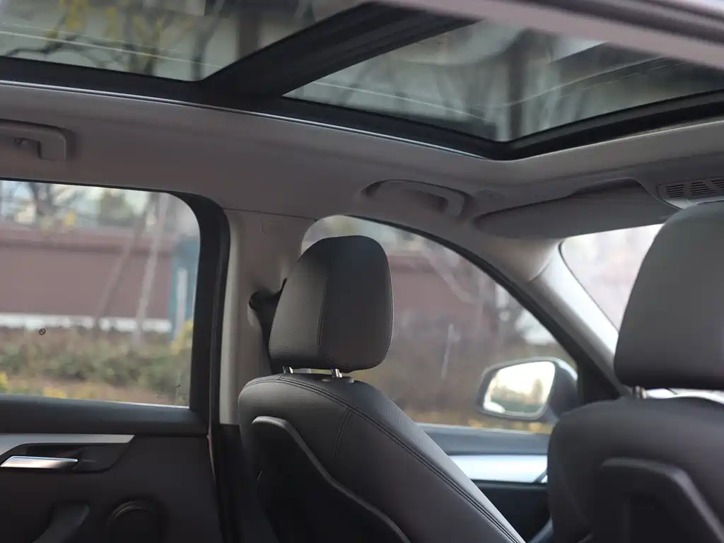 BMW X1 2016 sDrive18Li Fashion Model купить на сайте DeffCars