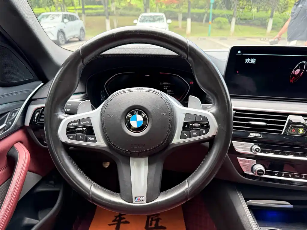 BMW 5 Series 2021 530Li Leading M Sports Package купить на сайте DeffCars