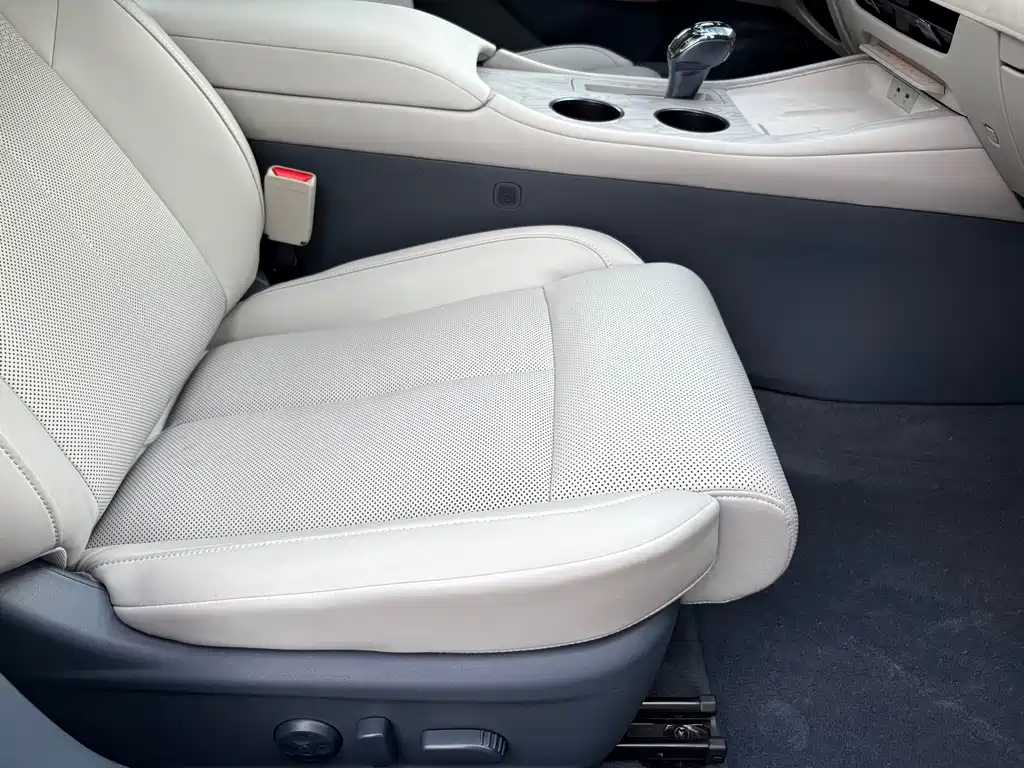 Teana 2026 Hongmeng Cockpit 2.0T Ultimate Edition купить на сайте DeffCars