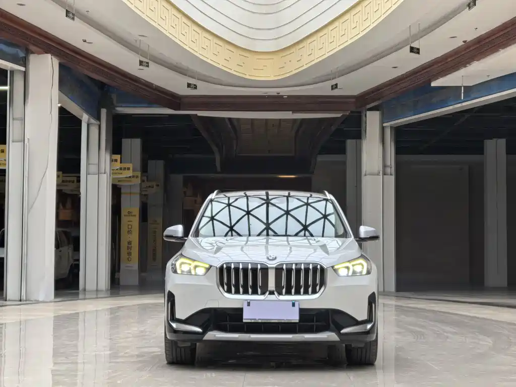 BMW X1 2023 sDrive25Li X Design Package купить на сайте DeffCars