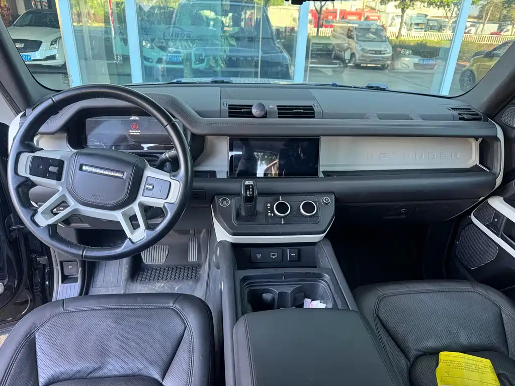 Land Rover Defender 2022 110 P400 X-DYNAMIC HSE купить на сайте DeffCars