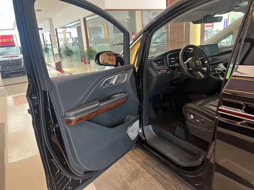 Hongqi HQ9 PHEV 2024 2.0T four-wheel drive luxury version купить на сайте DeffCars