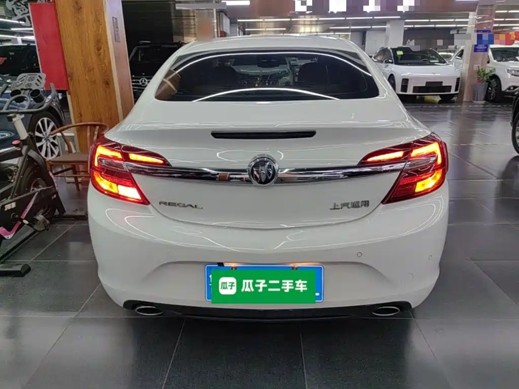 Regal 2015 2.0L Leading Fashion Edition купить на сайте DeffCars