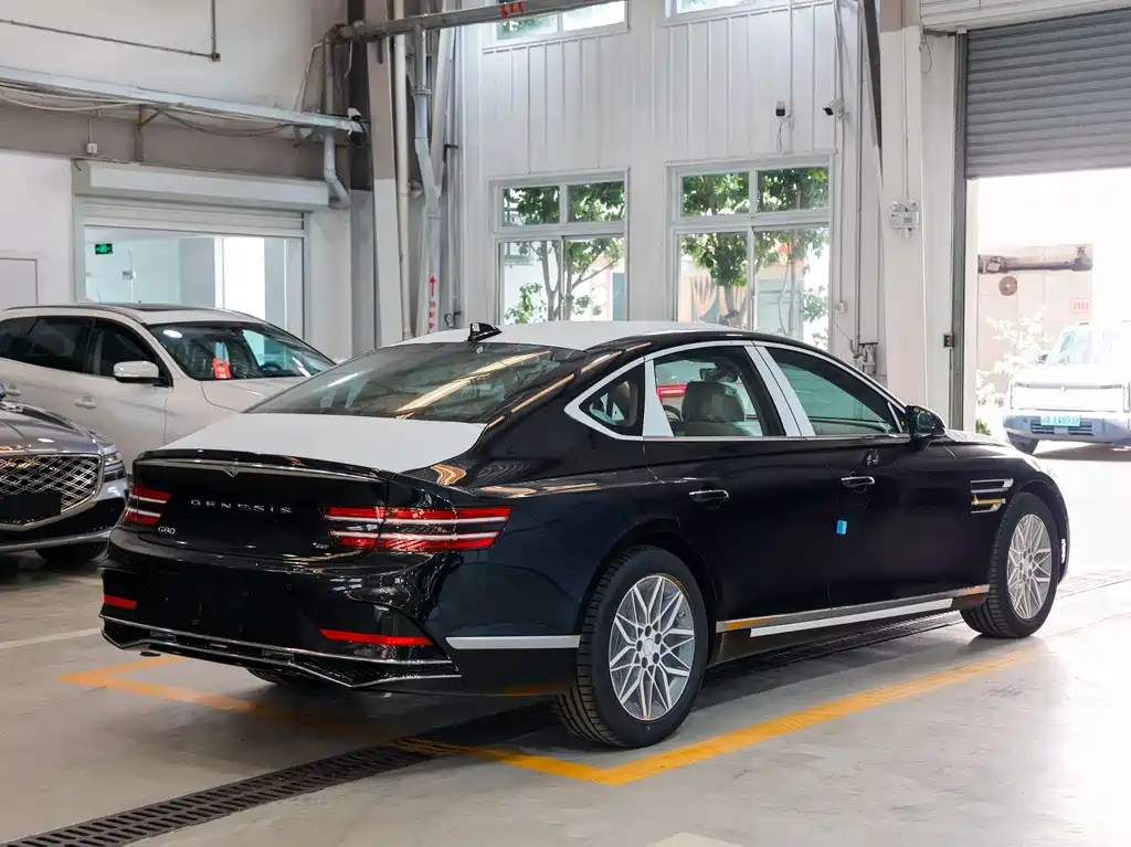 Genesis G80 2026 2.5T rear-wheel drive luxury version купить на сайте DeffCars