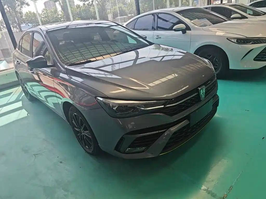 Roewe i5 2021 Modified 1.5L CVT Diamond Edition купить на сайте DeffCars
