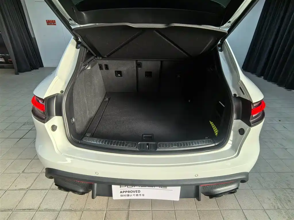 Macan 2022 Macan 2.0T купить на сайте DeffCars