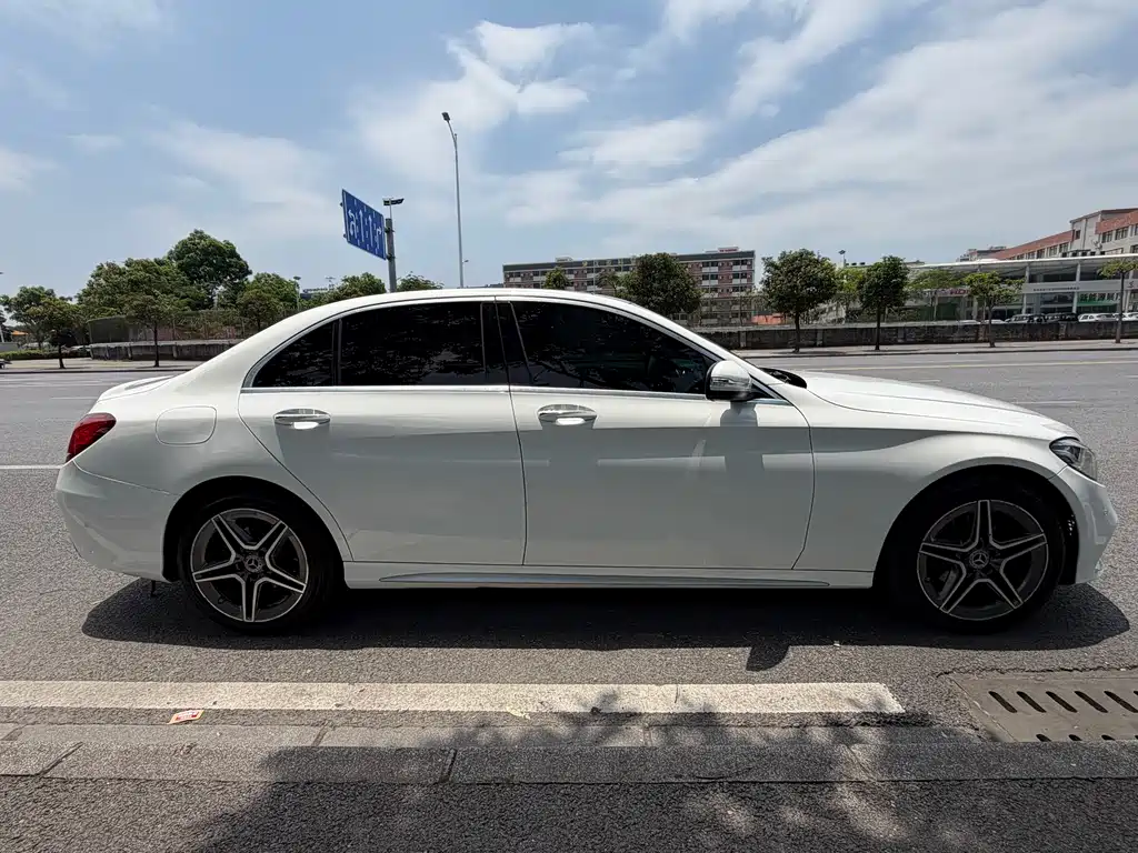 Mercedes-Benz C-Class 2020 C 260 L Sports Edition 4MATIC купить на сайте DeffCars