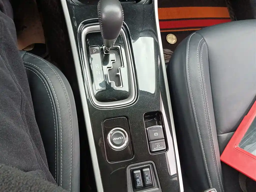 Outlander 2019 2.4L four-wheel drive exclusive version, 7 seats, National V купить на сайте DeffCars
