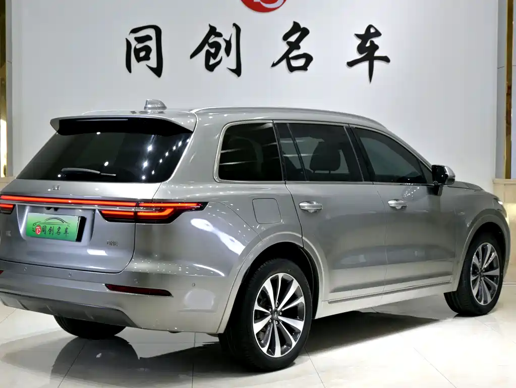 Ideal ONE 2021 extended range 6-seater version купить на сайте DeffCars