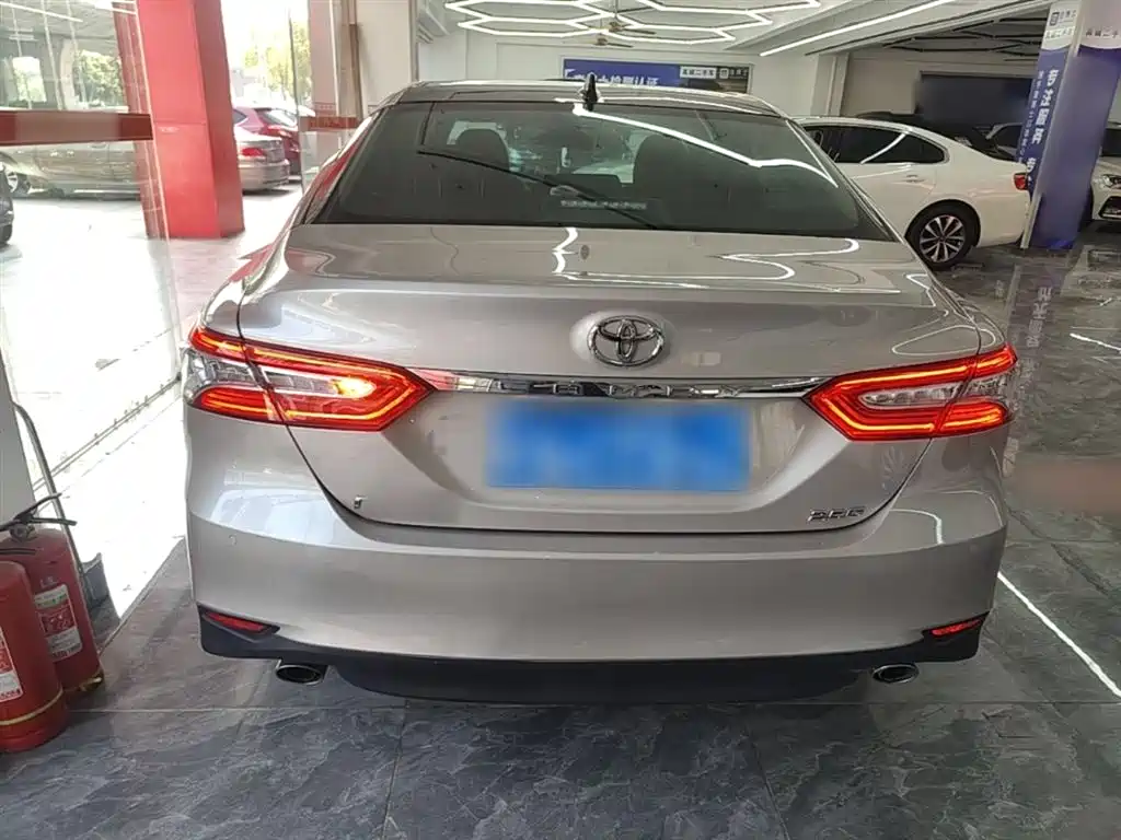 Camry 2021 2.5G Deluxe Edition купить на сайте DeffCars