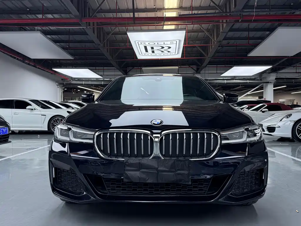 BMW 5 Series 2022 facelift 525Li M Sports Package купить на сайте DeffCars