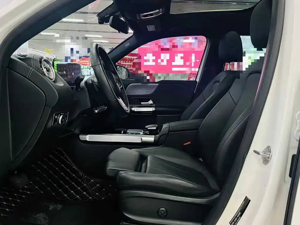Mercedes-Benz GLB 2023 facelift GLB 200 dynamic купить на сайте DeffCars