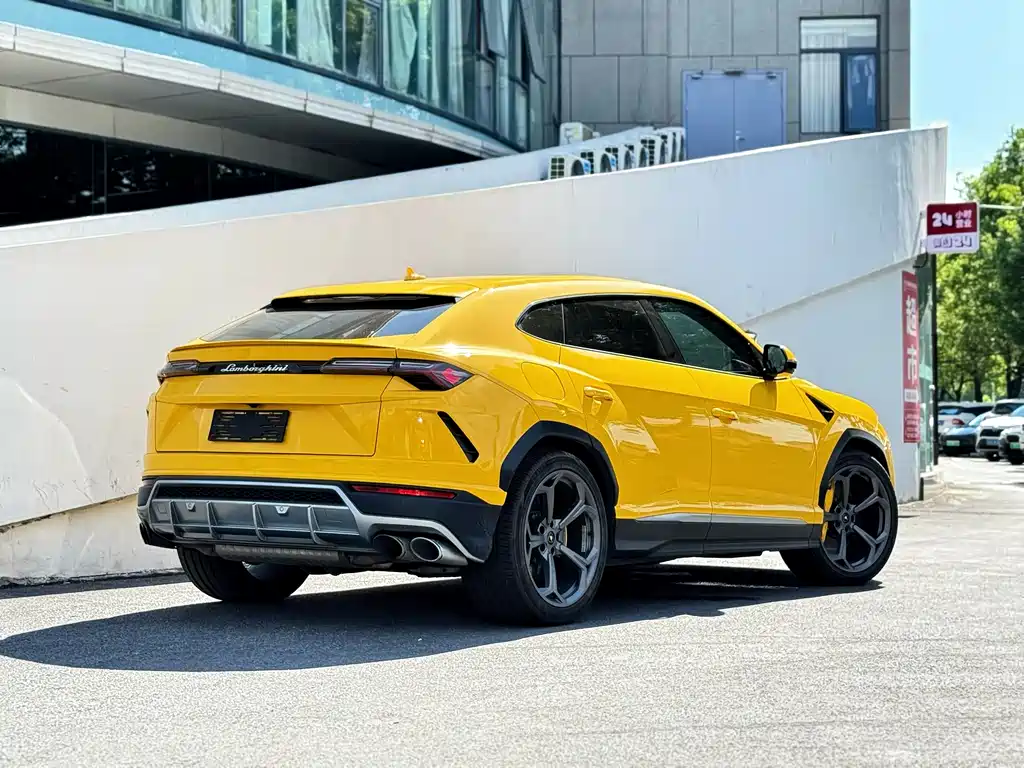 Urus 2021 4.0T V8 купить на сайте DeffCars