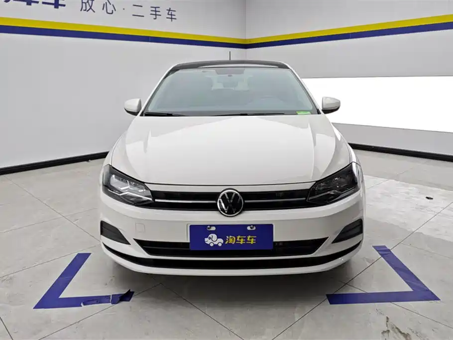 Polo 2021 Plus 1.5L Automatic Colorful Technology Edition купить на сайте DeffCars