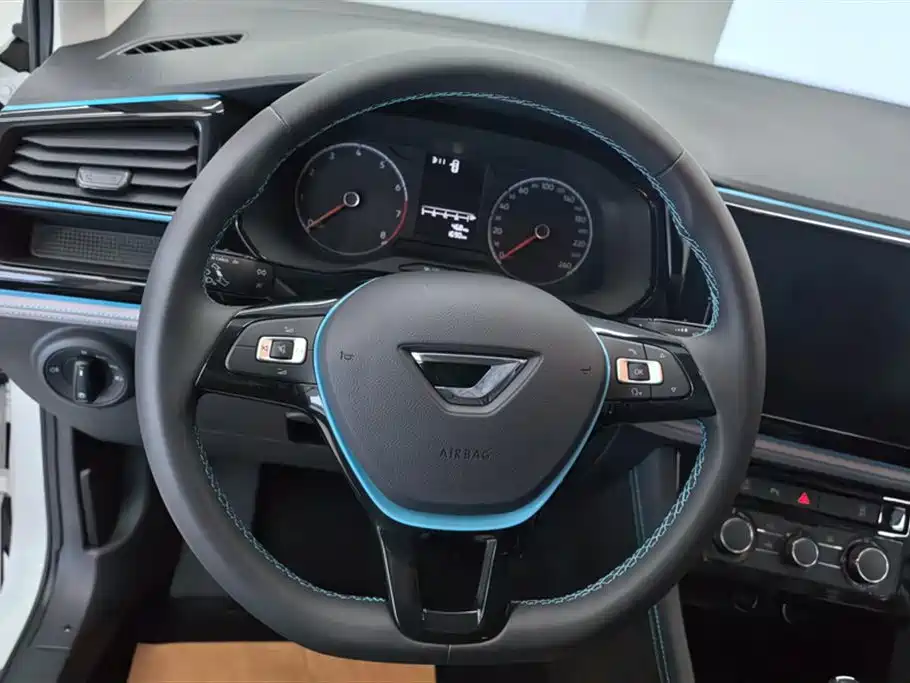 Jetta VS5 2024 280TSI automatic high-gloss version купить на сайте DeffCars