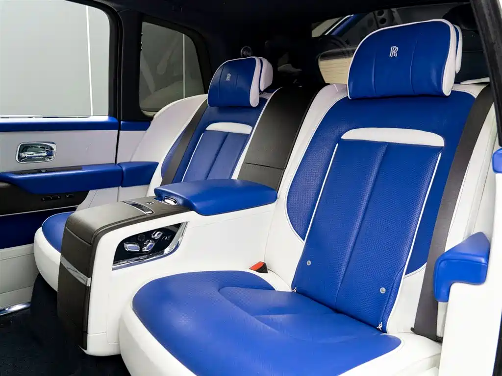 Cullinan 2018 four-seat version купить на сайте DeffCars