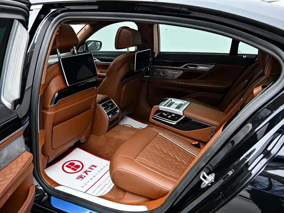 BMW 7 Series 2019 facelift 740Li xDrive Executive M Sports Package купить на сайте DeffCars