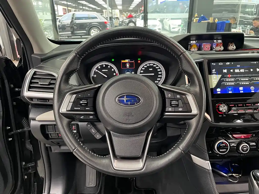 Forester 2022 2.0i AWD Deluxe Edition EyeSight купить на сайте DeffCars