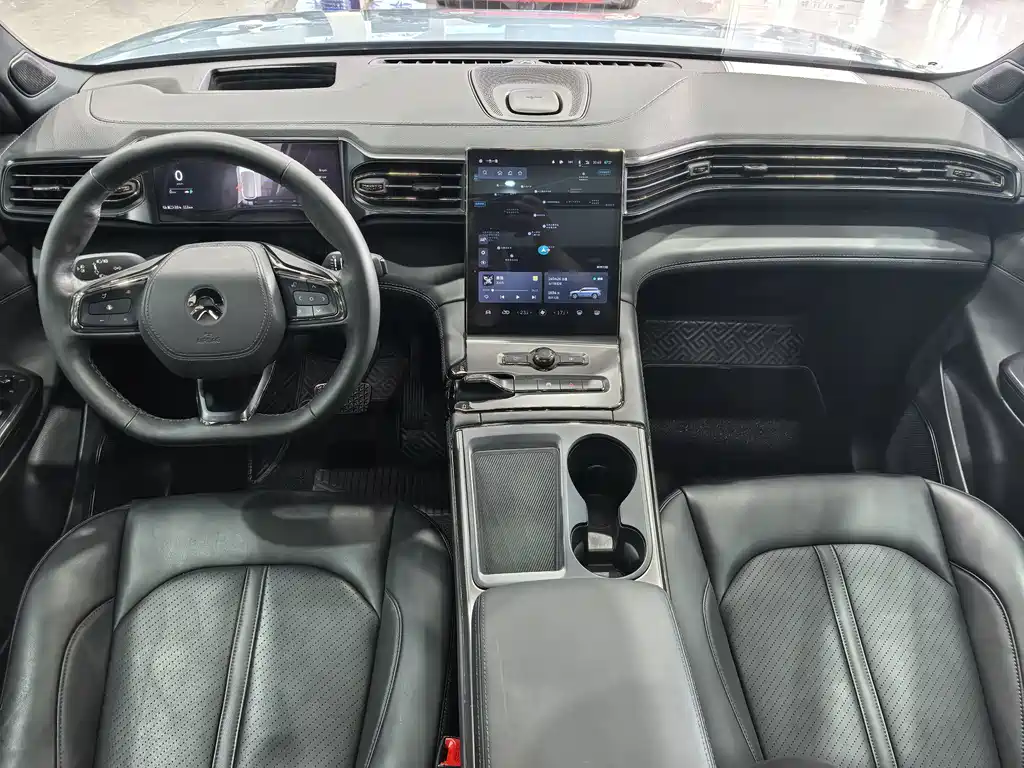 NIO ES6 2020 420KM Sports Edition купить на сайте DeffCars