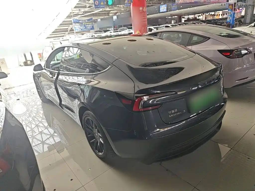 Model 3 2025款 后轮驱动版 купить на сайте DeffCars