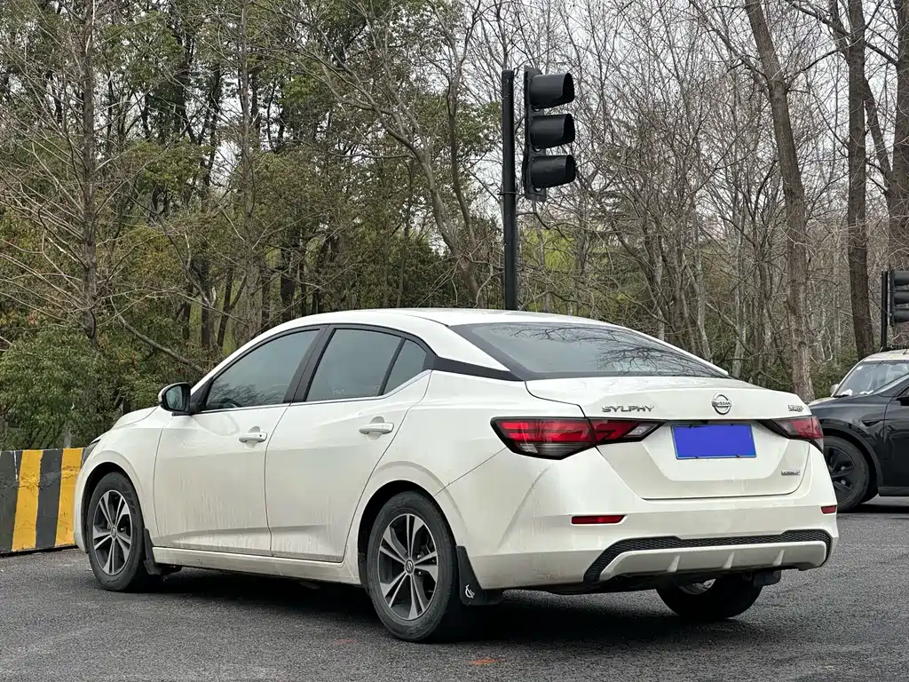 Sylphy 2020 1.6L XL CVT Enjoy Edition купить на сайте DeffCars