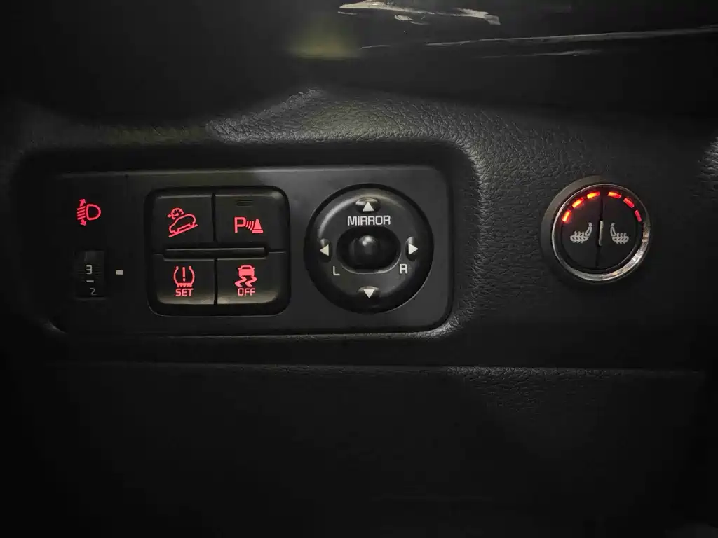 Yipao 2021 1.4L CVT sunroof model купить на сайте DeffCars