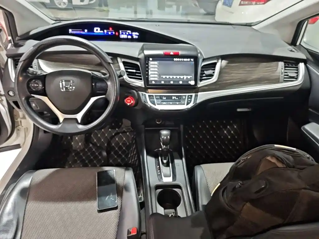 Jade 2017 1.8L automatic comfort version 5 seats купить на сайте DeffCars