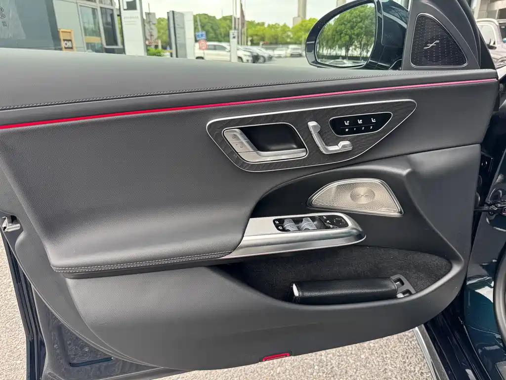 Mercedes-Benz E-Class New Energy 2024 E 350 e L plug-in hybrid sports sedan купить на сайте DeffCars
