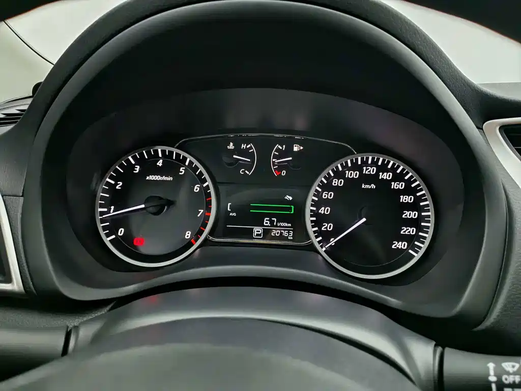 Sylphy 2022 Classic 1.6XE CVT Comfort Edition купить на сайте DeffCars
